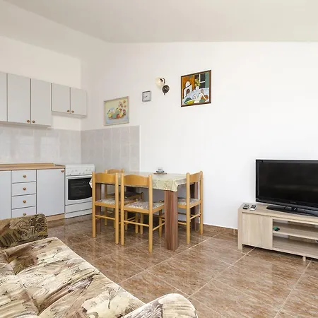 Apartment Mirko